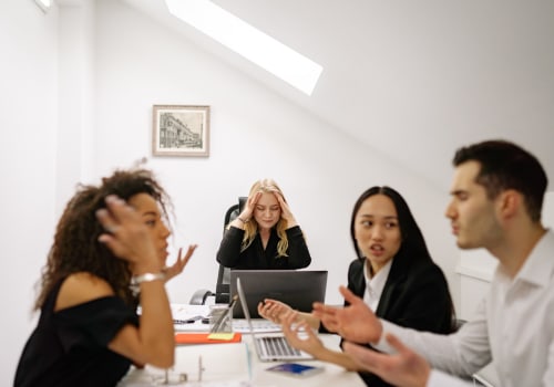 How do defense contractor attorneys handle disputes between contractors and the government?